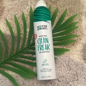 Not Your Mother's Clean Freak Dry Shampoo